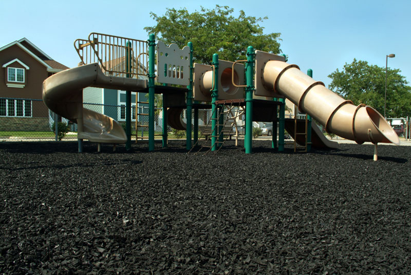 Black-Playground-Rubber-Mulch